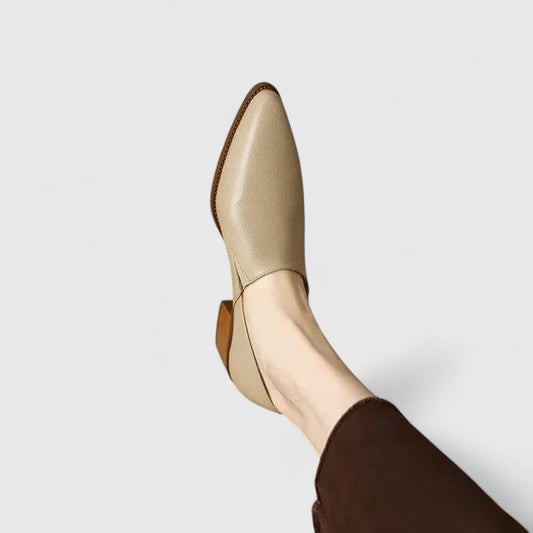 Silvia™ | Mocasines ortopédicos de piel con punta fina