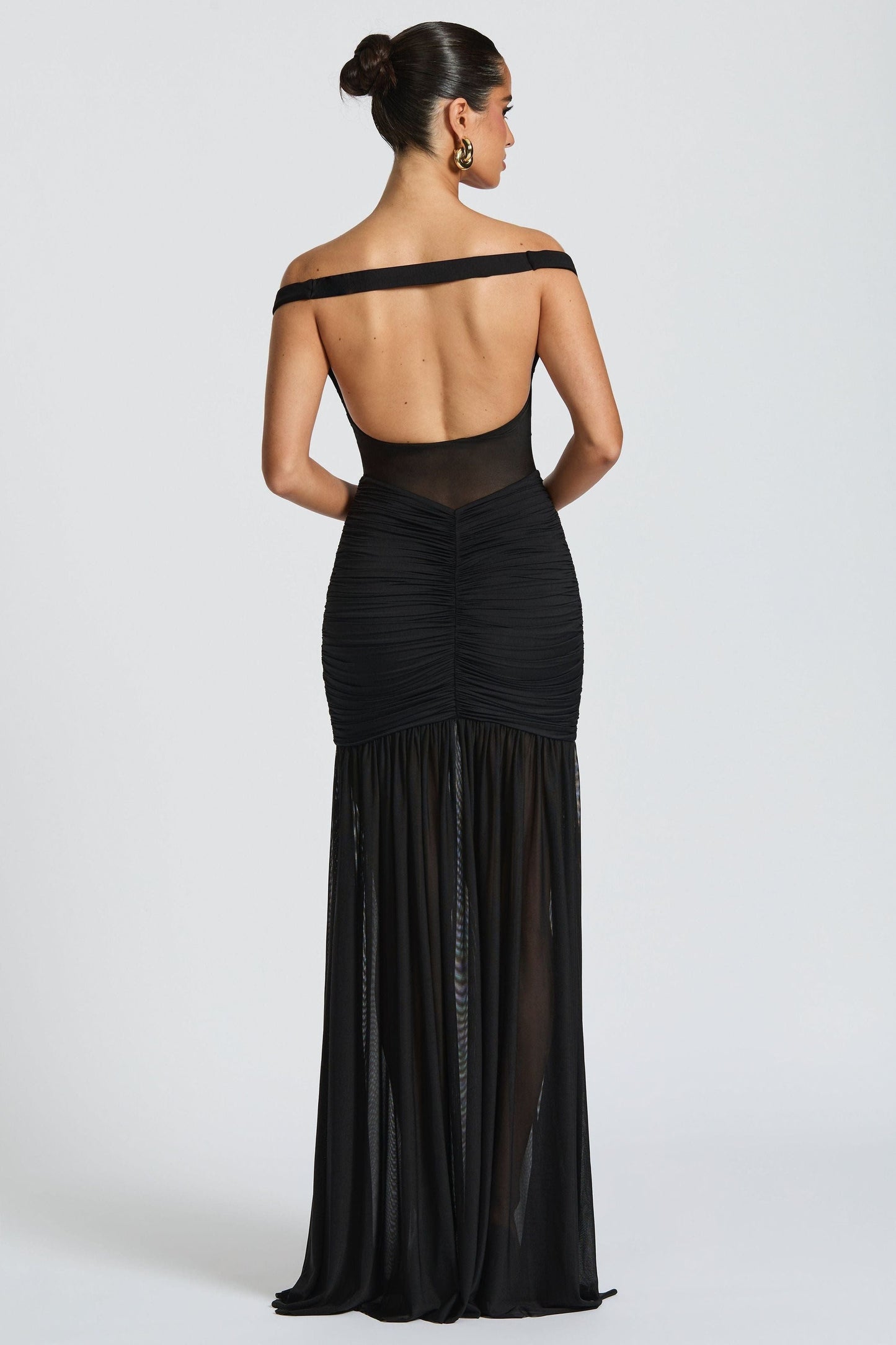 Isabella™ | Vestido largo con hombros descubiertos