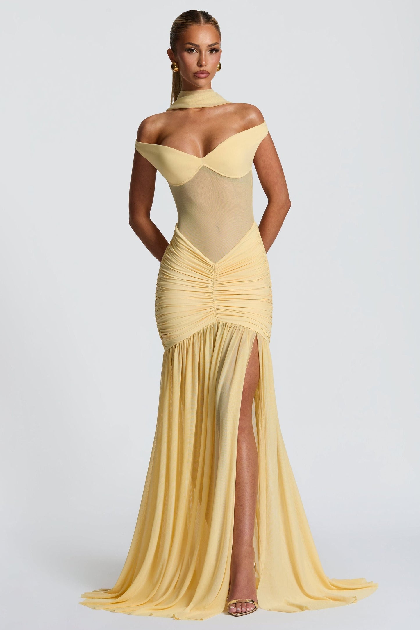 Isabella™ | Vestido largo con hombros descubiertos