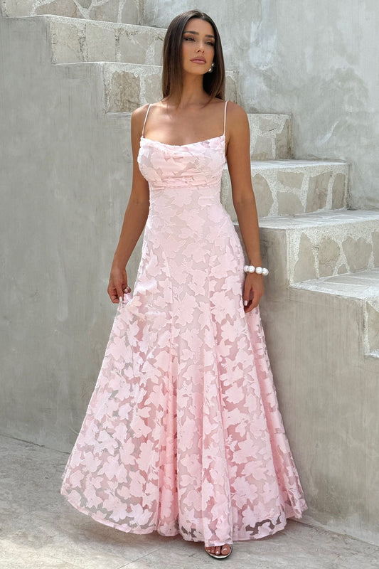 Marina™ | Vestido largo rosa con tirantes finos y textura floral