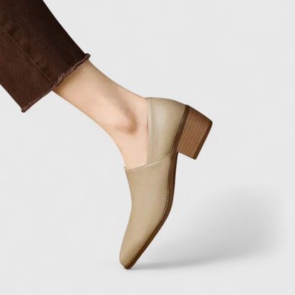 Silvia™ | Mocasines ortopédicos de piel con punta fina