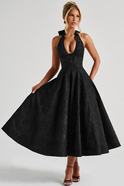 Camila™ | Vestido midi con escote halter y falda acampanada