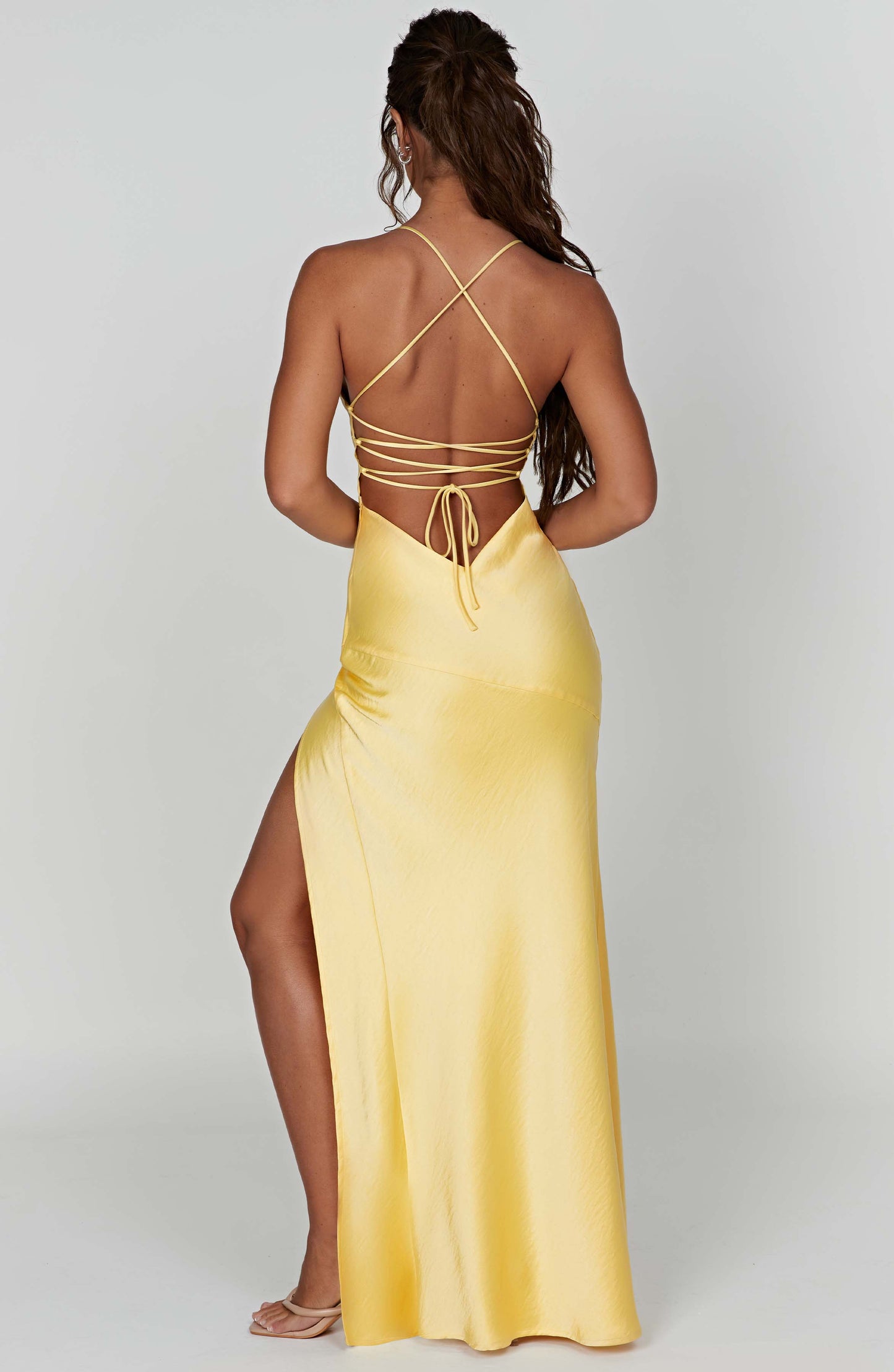 Patricia™ | Vestido largo de satén elegante