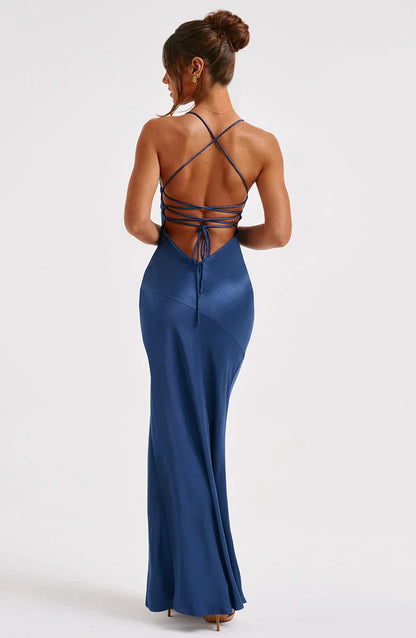 Patricia™ | Vestido largo de satén elegante